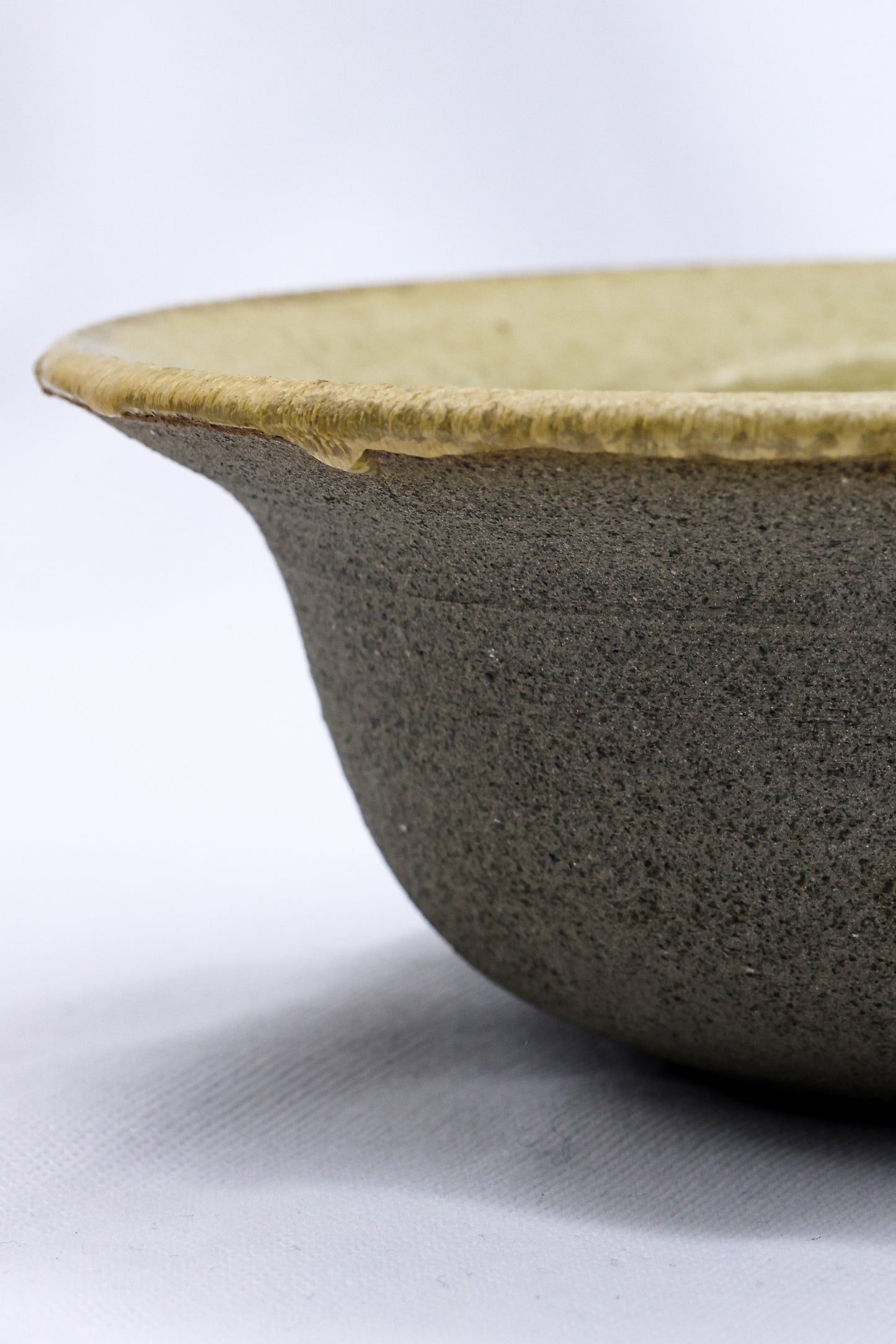 7,5' Pure White Handmade Grey Stoneware Bowl