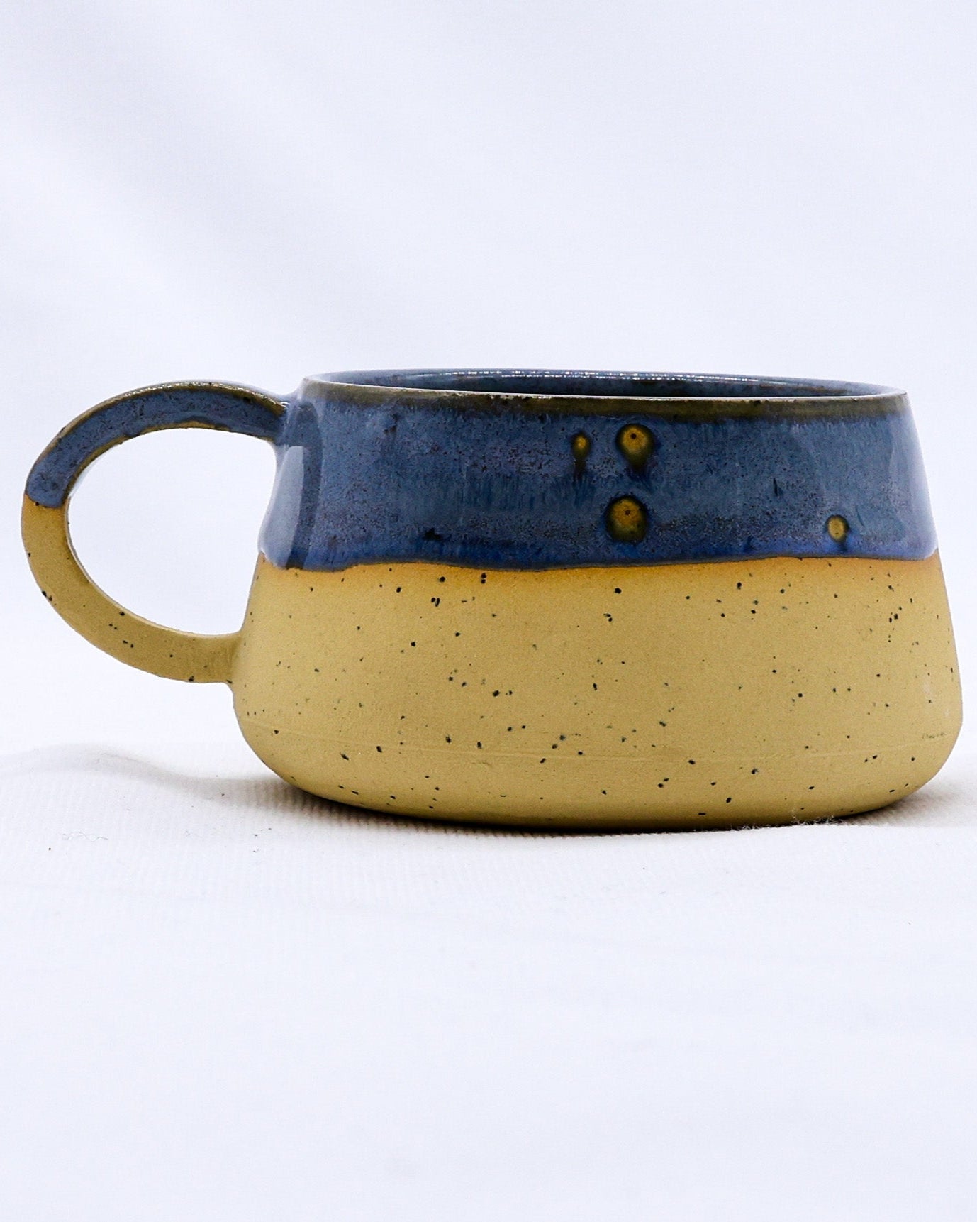 Bluvio Belluma Handmade Stoneware Ceramic Mug